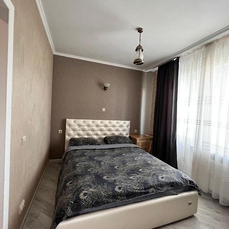 Видовая 1 Ком На Осокорках Kiew Exterior foto